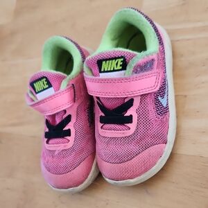 Nike Toddler Sneakers in Pink and Lime